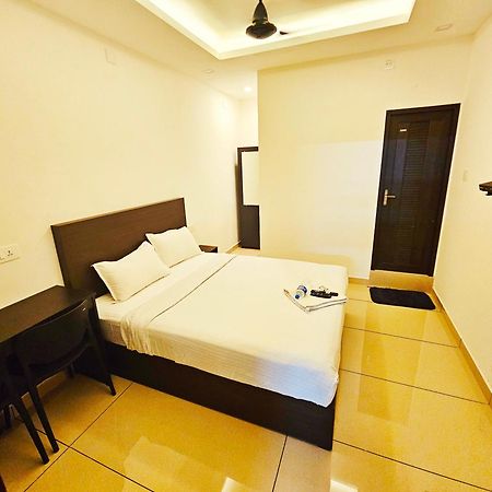 Apsara Residency Hotel Perintalmanna Exterior foto