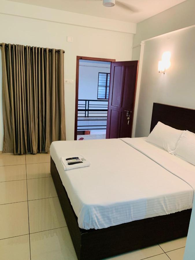 Apsara Residency Hotel Perintalmanna Exterior foto
