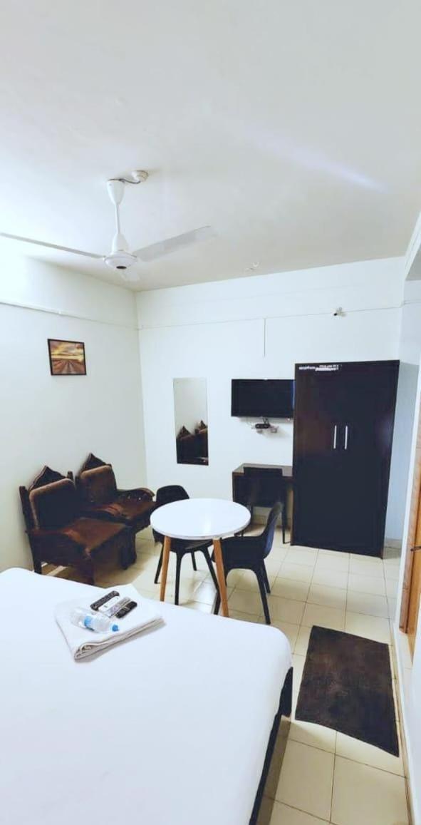 Apsara Residency Hotel Perintalmanna Exterior foto