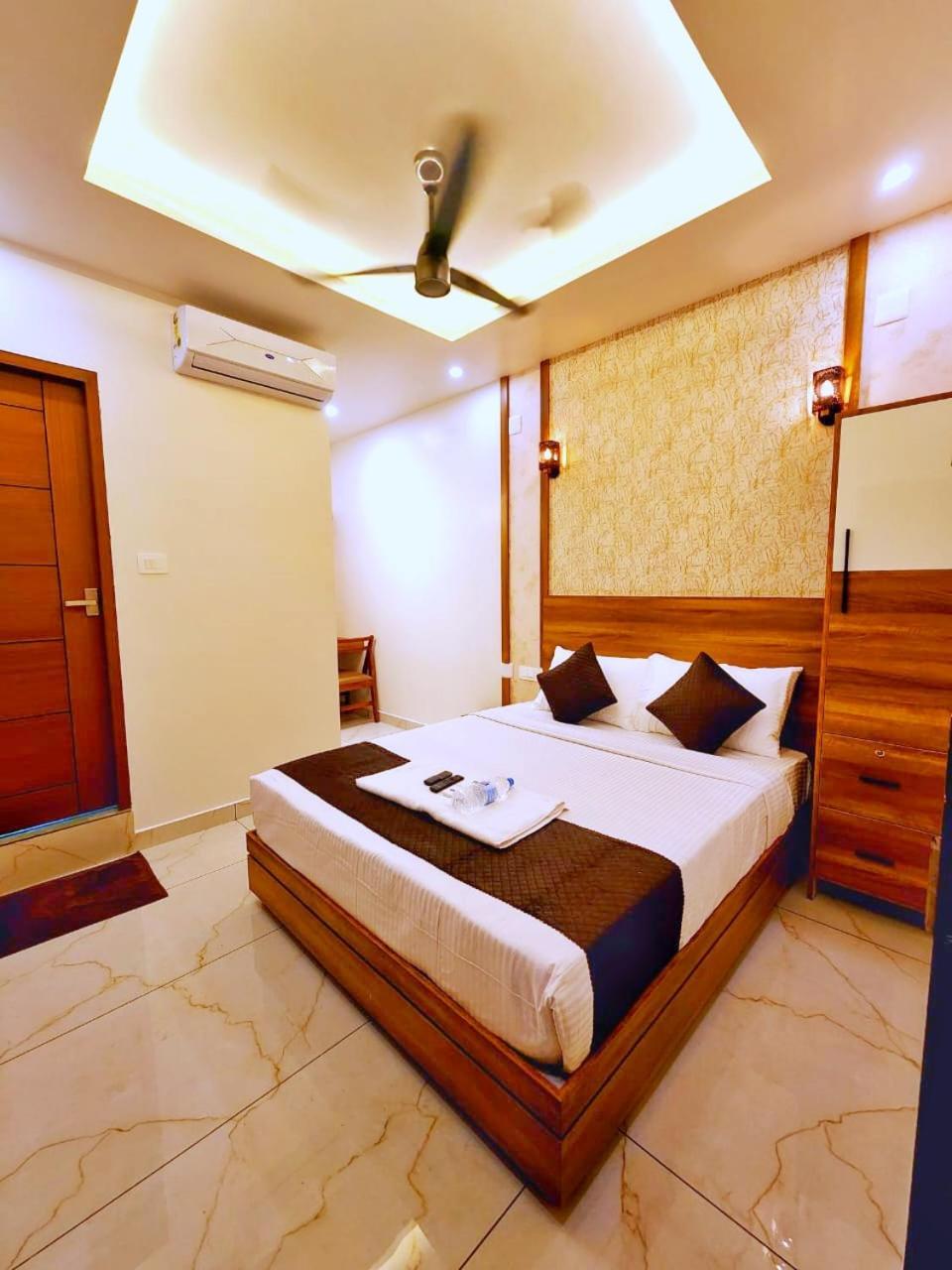 Apsara Residency Hotel Perintalmanna Exterior foto